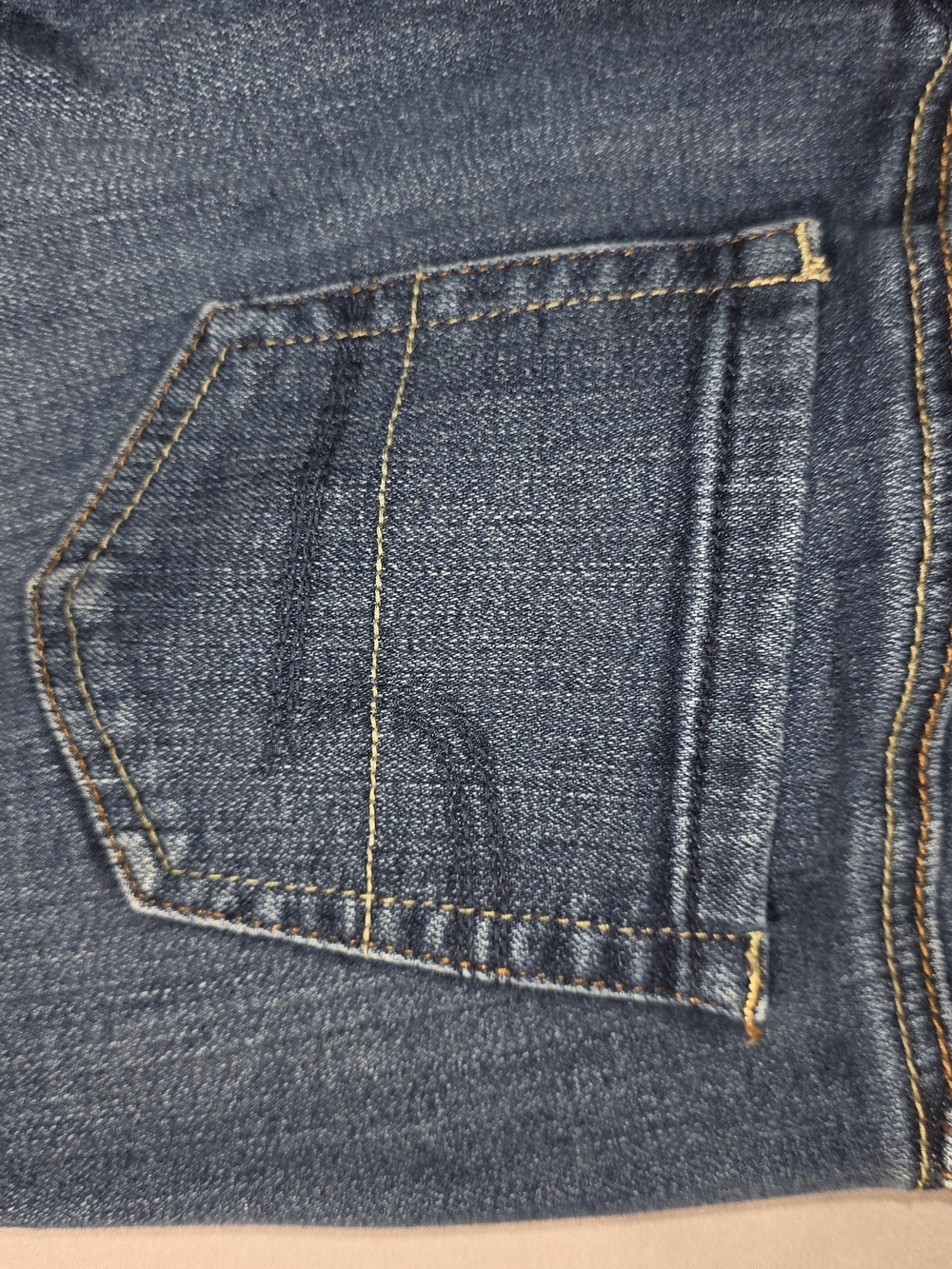 American Eagle Women's Boyfriend Jeans - Dark Blue Wash 31.5" Inseam Low-Rise - Picture 8 of 8